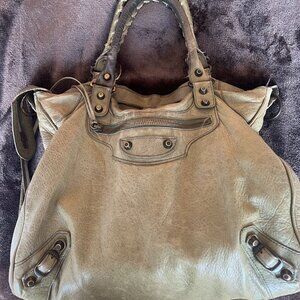 Balenciaga Large City Bag in Olive Green